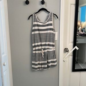 Women’s medium cozy romper